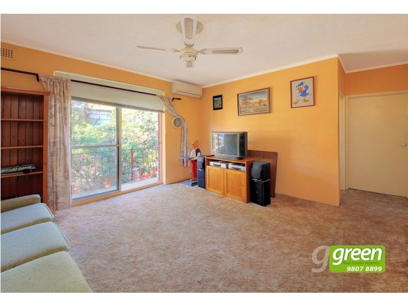 18/10 Bank Street, Meadowbank NSW 2114