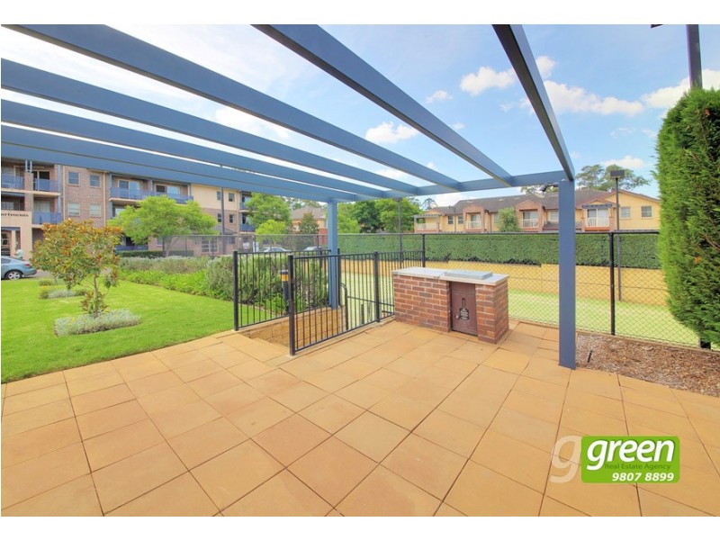 33 Hunterford Crescent, Oatlands NSW 2117
