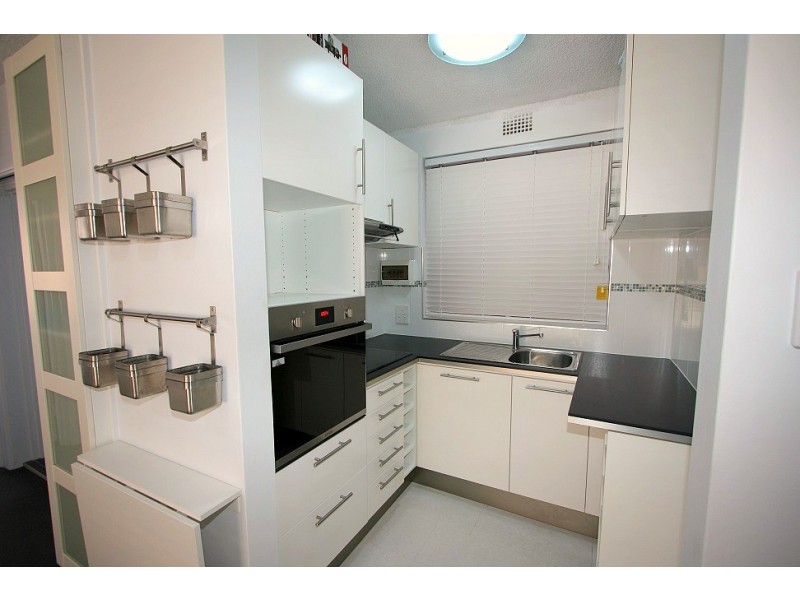 6/10 Bank Street, Meadowbank NSW 2114