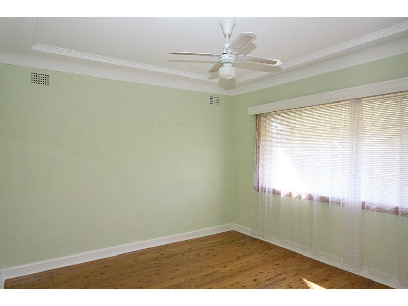 8 Lancaster Avenue, West Ryde NSW 2114