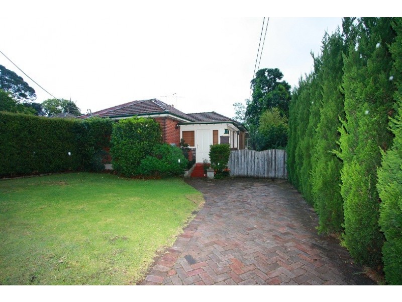 131 Constitution Road, Meadowbank NSW 2114