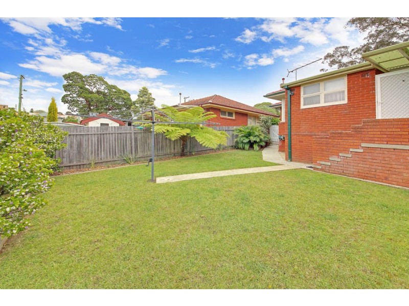 7 Fir Tree Avenue, West Ryde NSW 2114