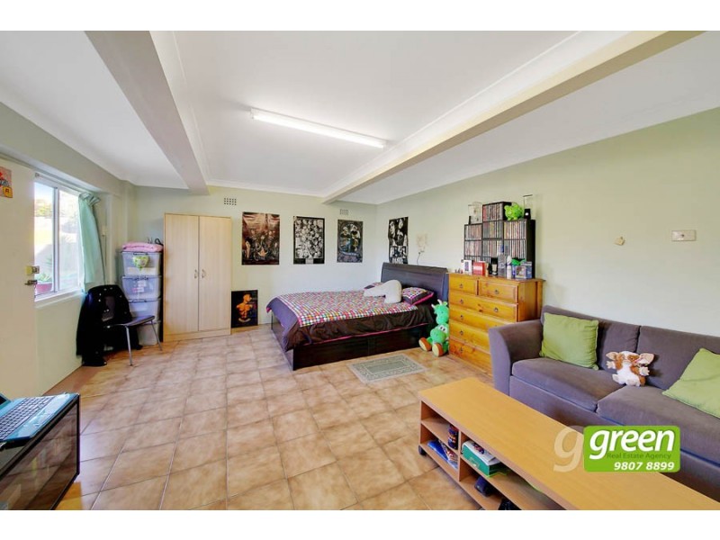 11 Dean Crescent, Ermington NSW 2115