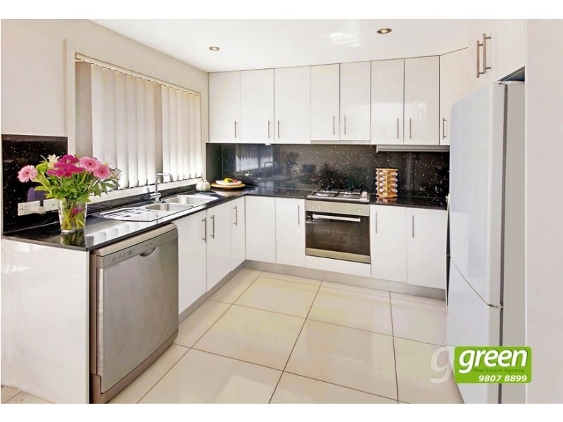 8/4-5 Dean Crescent, Ermington NSW 2115