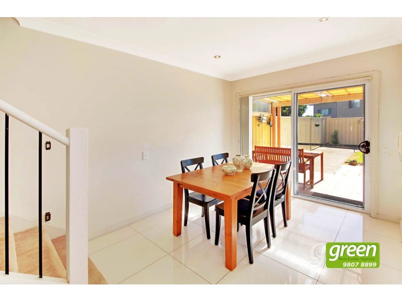 8/4-5 Dean Crescent, Ermington NSW 2115