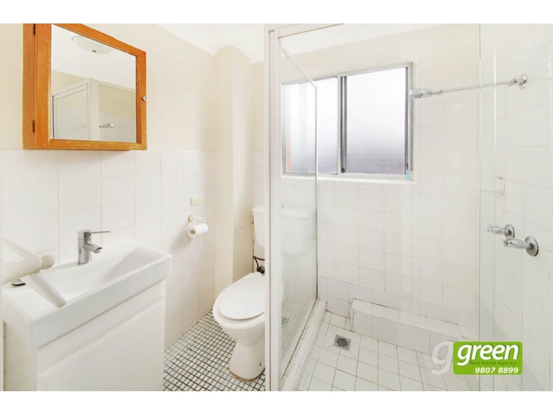 9/18 Bank Street, Meadowbank NSW 2114