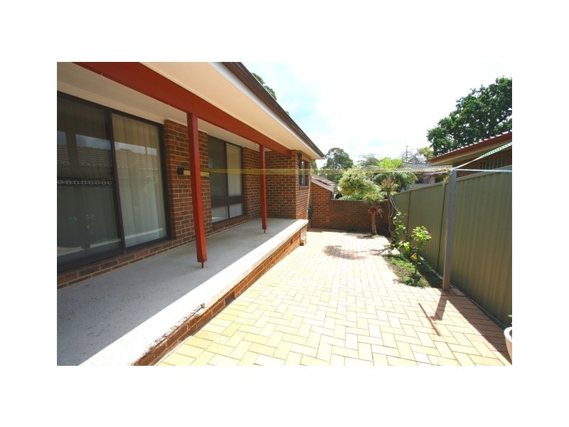 2/26 Third Ave, Eastwood NSW 2122