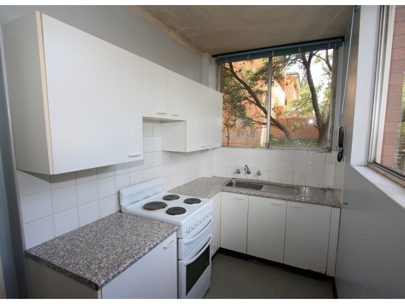 2/15 Endeavour Street, West Ryde NSW 2114