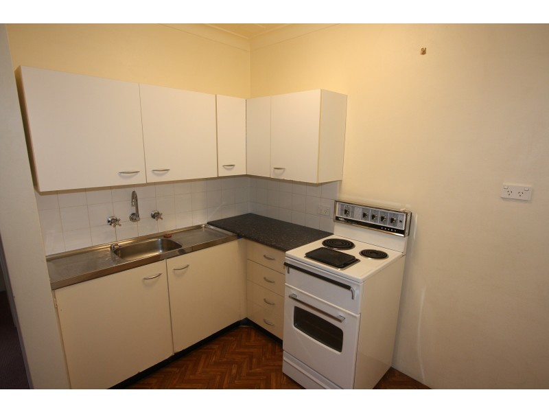 27/4 Bank Street, Meadowbank NSW 2114