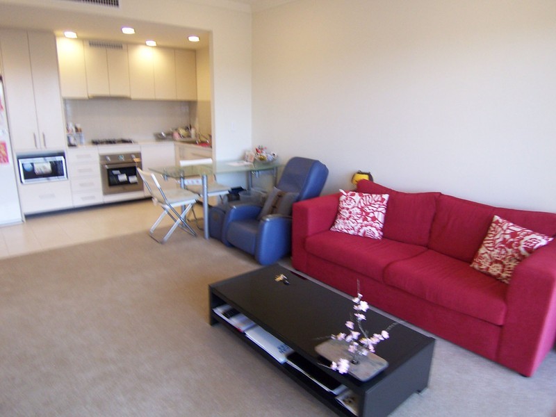 33/13 Bay Drive, Meadowbank NSW 2114