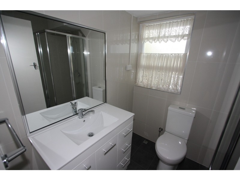 2/23 Gladstone Avenue, Ryde NSW 2112