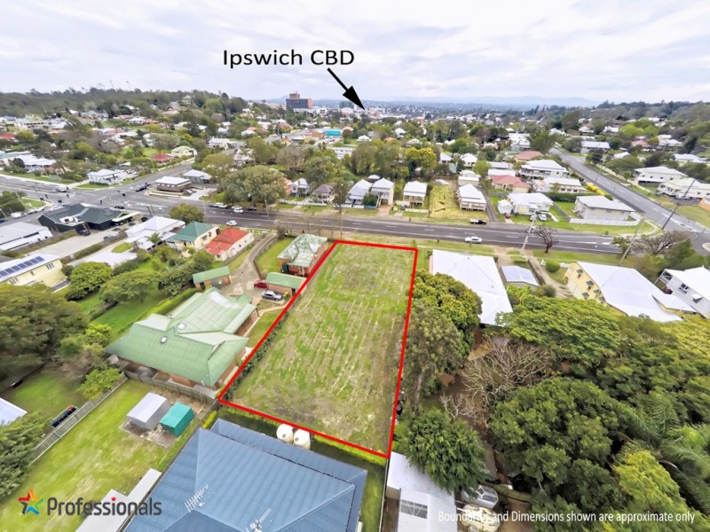 12 Moffatt Street, Ipswich QLD 4305