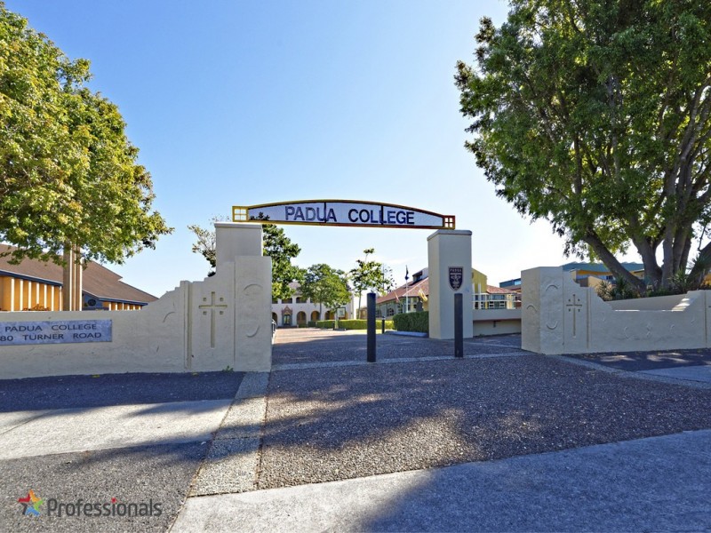 113 Haig Street, Stafford QLD 4053