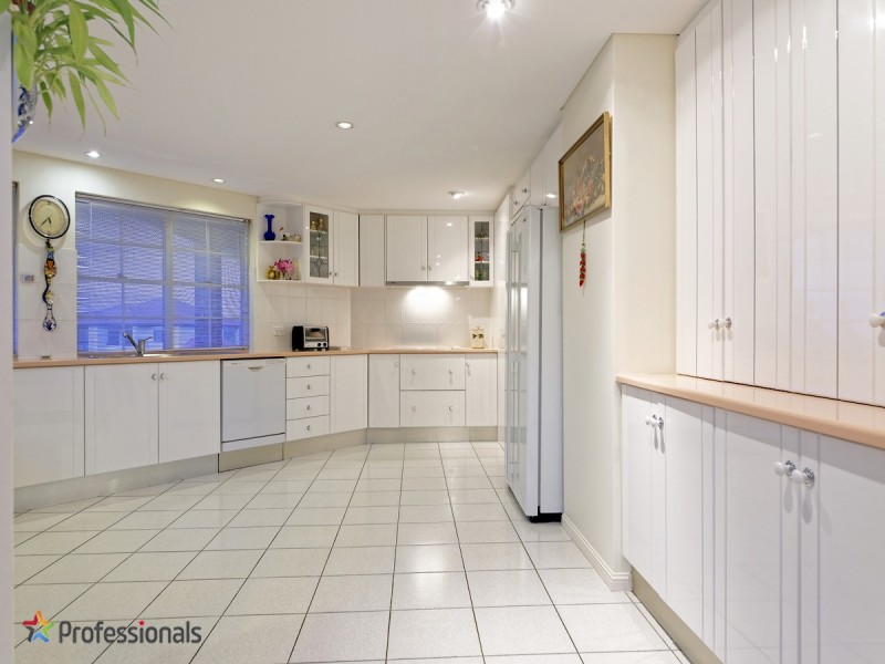 11 Letizia Close, Chermside West QLD 4032