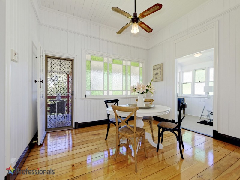 117 Waterworks Road, Ashgrove QLD 4060