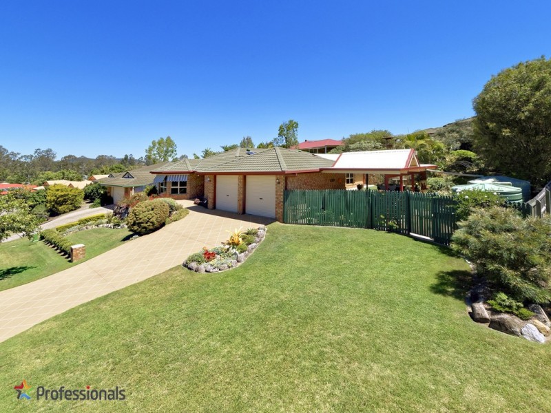 13 Vauton Court, Arana Hills QLD 4054