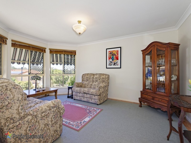 13 Vauton Court, Arana Hills QLD 4054