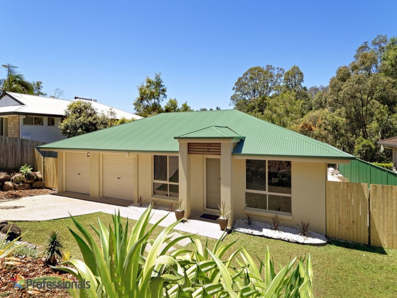 27 Woodtop Court, Ferny Hills QLD 4055