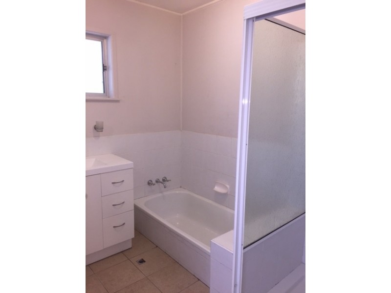 24 Devoran Street, Albany Creek QLD 4035