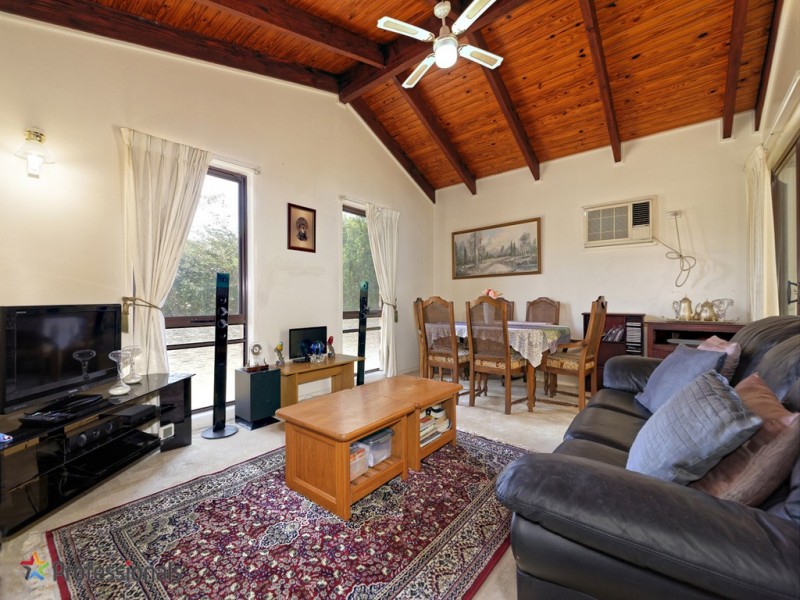 818 Hamilton Road, Mcdowall QLD 4053