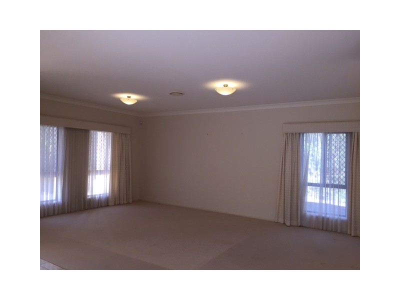 341 Old Northern Road, Mcdowall QLD 4053