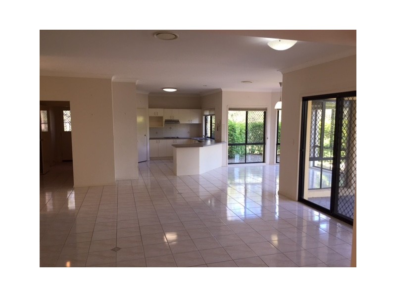 341 Old Northern Road, Mcdowall QLD 4053