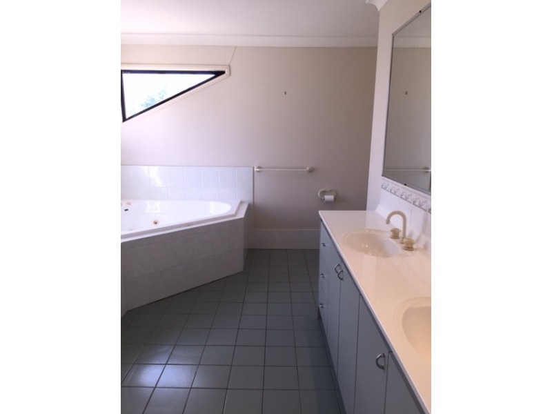 341 Old Northern Road, Mcdowall QLD 4053