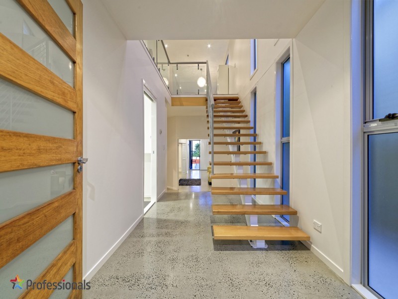 102 Richmond Street, Gordon Park QLD 4031