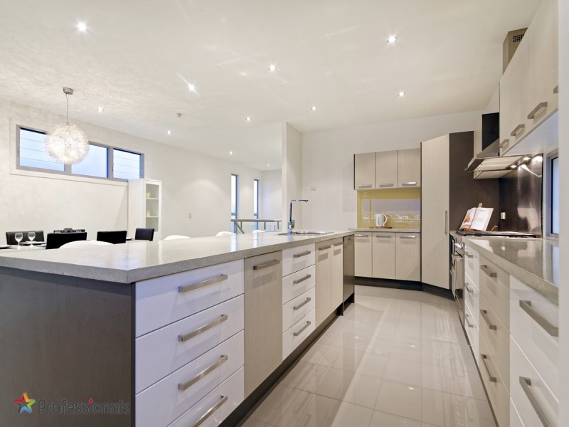 102 Richmond Street, Gordon Park QLD 4031