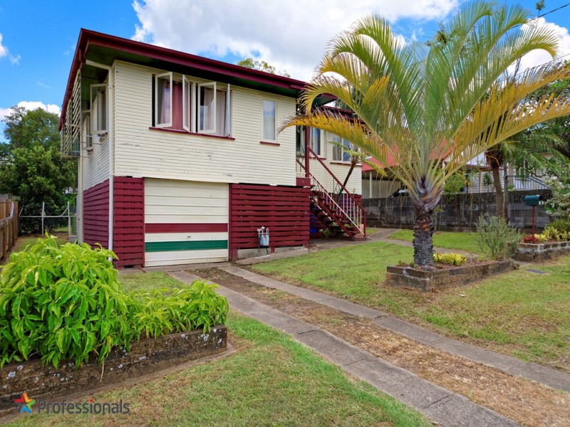 11 Leach Street, Everton Park QLD 4053