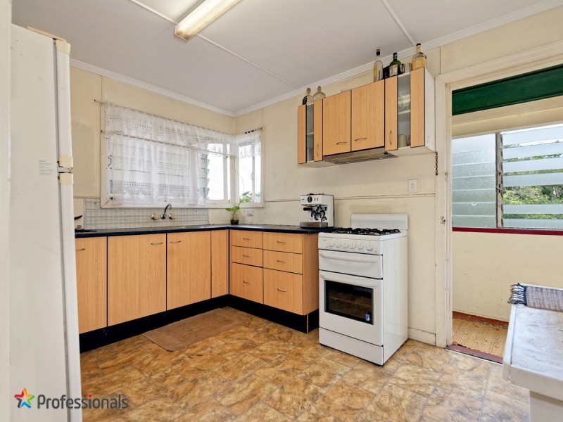 11 Leach Street, Everton Park QLD 4053