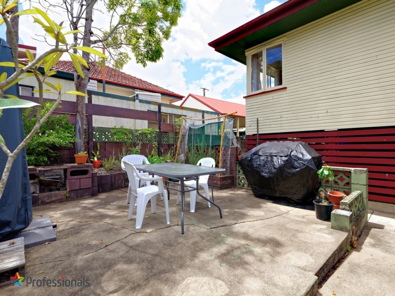 11 Leach Street, Everton Park QLD 4053