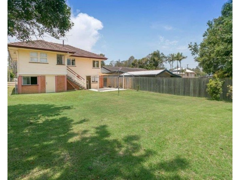 12 Mountridge Street, Everton Park QLD 4053