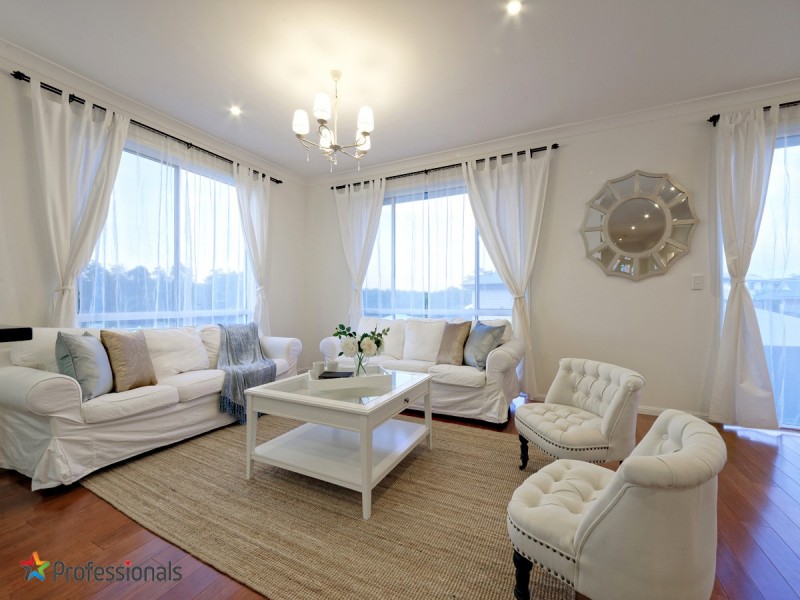 4 Jillaine Street, Everton Hills QLD 4053