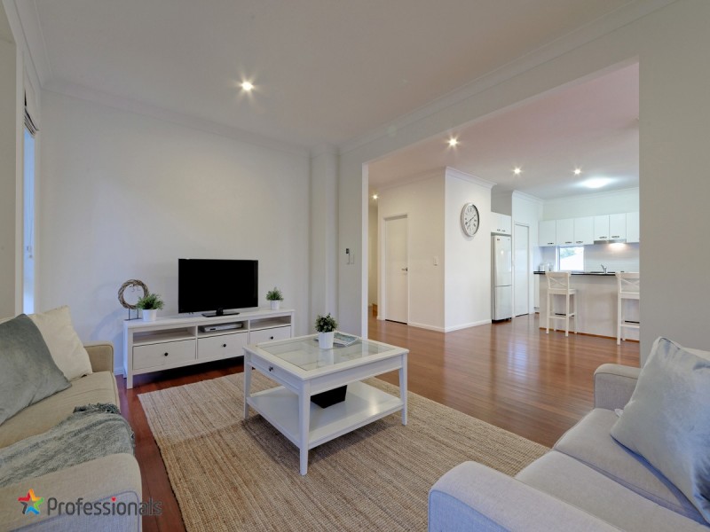 4 Jillaine Street, Everton Hills QLD 4053