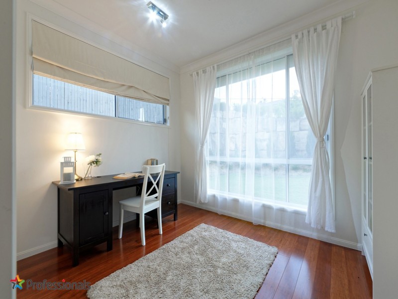 4 Jillaine Street, Everton Hills QLD 4053