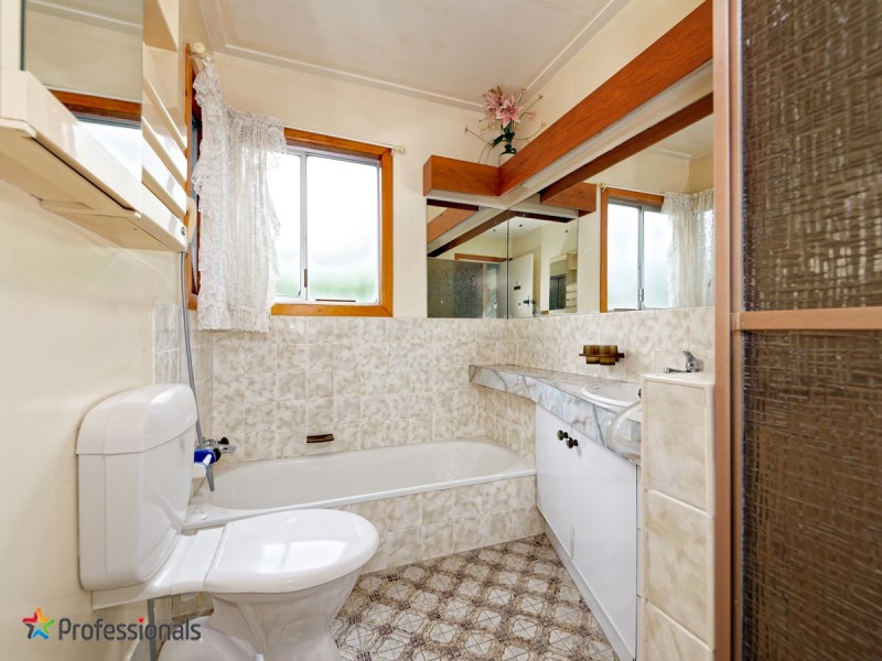 32 Meridian Street, Coorparoo QLD 4151