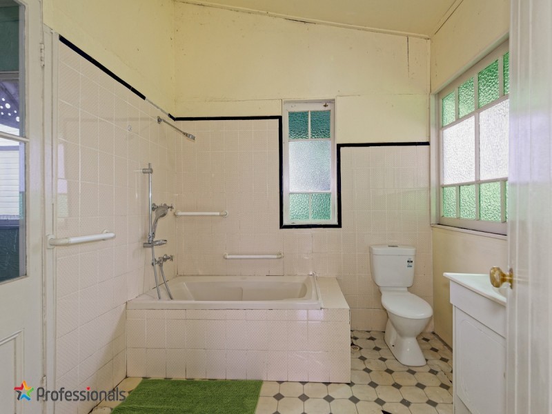 40 Cullen Street, Windsor QLD 4030