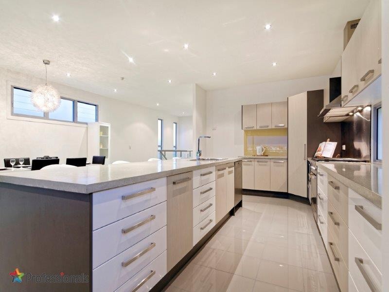 102 Richmond Street, Gordon Park QLD 4031