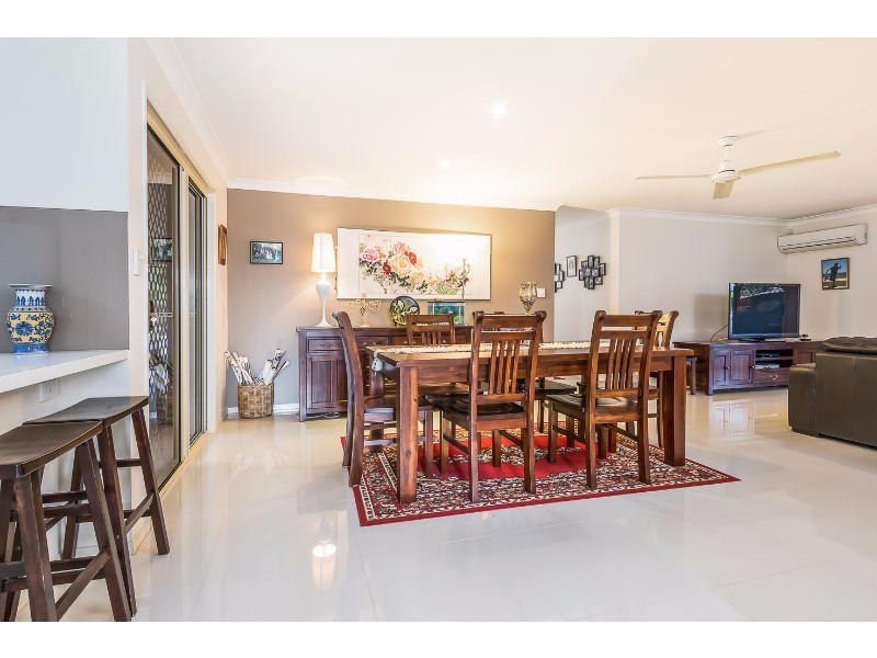 15 Jacqueline Court, Everton Hills QLD 4053