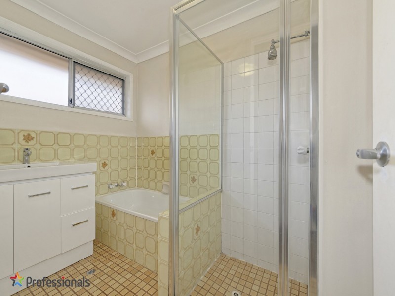 24 Niven Street, Stafford Heights QLD 4053