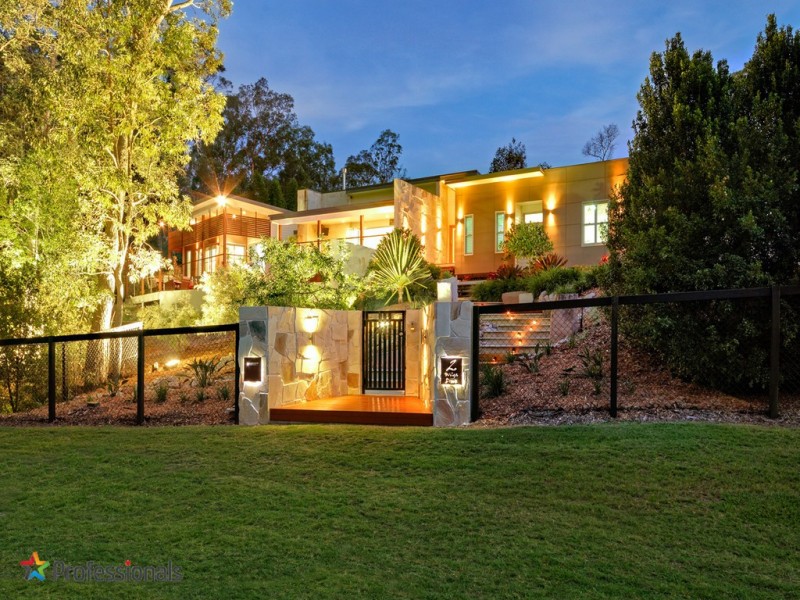 2 Wilga Drive, Bunya QLD 4055