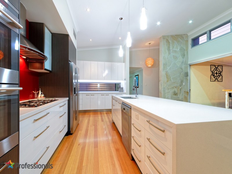 2 Wilga Drive, Bunya QLD 4055