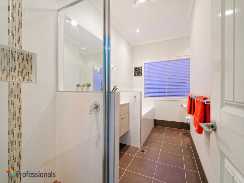 2 Wilga Drive, Bunya QLD 4055