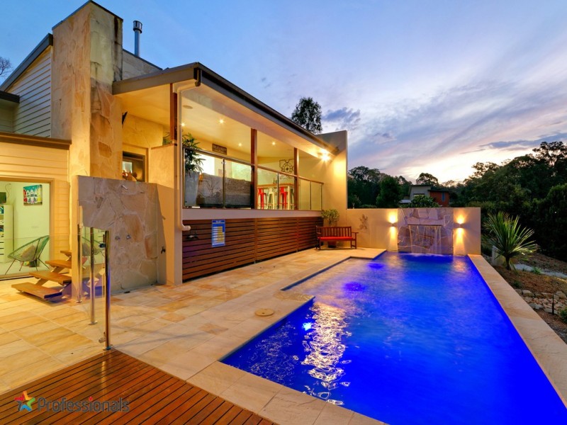 2 Wilga Drive, Bunya QLD 4055