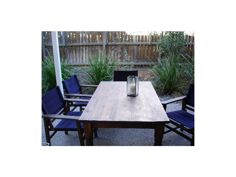 2/36  Farm Street, Newmarket QLD 4051