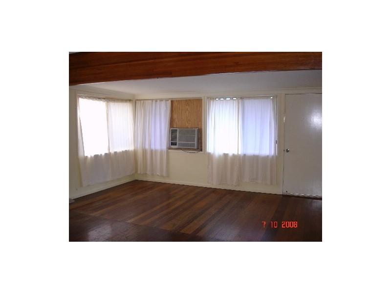 27 Kiama Street, Wavell Heights QLD 4012