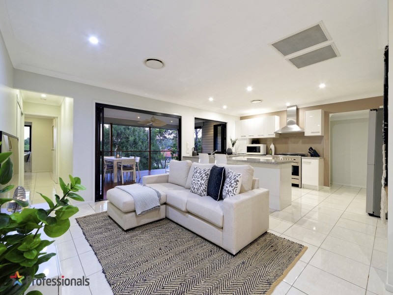 194 Kitchener Road, Kedron QLD 4031
