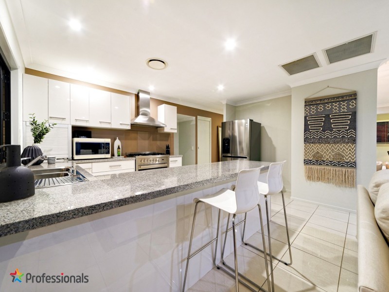 194 Kitchener Road, Kedron QLD 4031