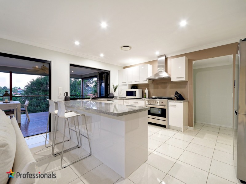 194 Kitchener Road, Kedron QLD 4031